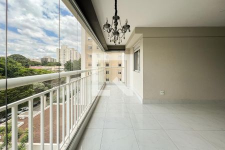 Apartamento para alugar com 104m², 3 quartos e 2 vagasVaranda