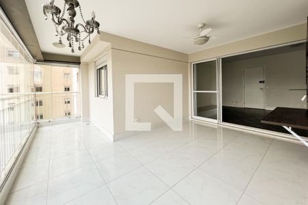 Apartamento para alugar com 104m², 3 quartos e 2 vagasVaranda