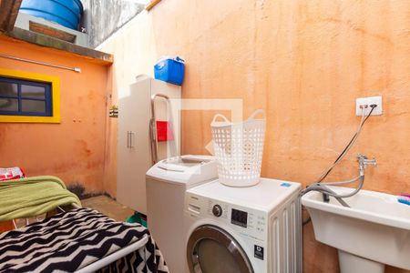 Casa à venda com 150m², 3 quartos e 4 vagasÁrea de Serviço