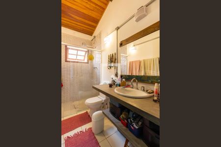 Casa à venda com 150m², 3 quartos e 4 vagasBanheiro da Suíte