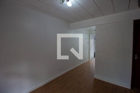 Casa de condomínio para alugar com 45m², 2 quartos e 1 vaga Casa de condomínio para alugar com 45m², 2 quartos e 1 vagaSala