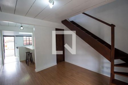 Casa de condomínio para alugar com 45m², 2 quartos e 1 vaga Casa de condomínio para alugar com 45m², 2 quartos e 1 vagaSala