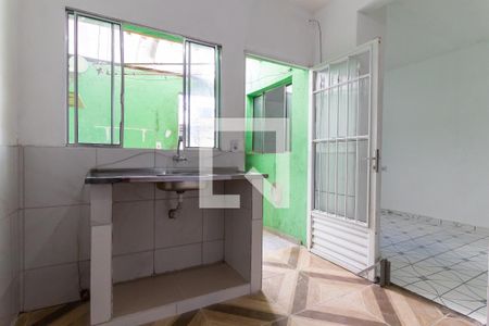 Cozinha de casa à venda com 2 quartos, 50m² em Parque Guarani, São Paulo