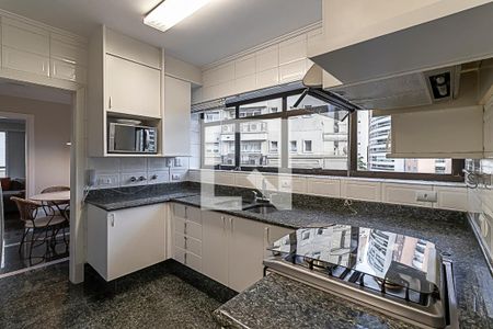 Apartamento à venda com 211m², 4 quartos e 3 vagasCozinha