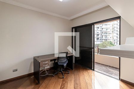 Apartamento à venda com 211m², 4 quartos e 3 vagasQuarto 2