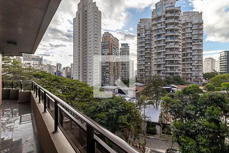 Apartamento à venda com 211m², 4 quartos e 3 vagasVaranda dos Quartos 1 e 2