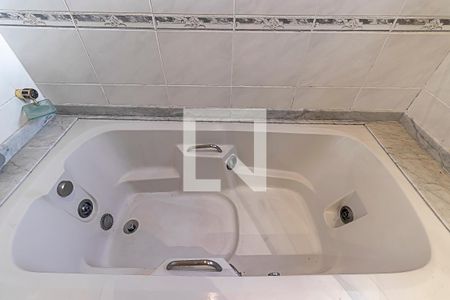 Apartamento à venda com 211m², 4 quartos e 3 vagasSuíte 2