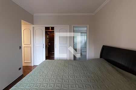 Apartamento à venda com 211m², 4 quartos e 3 vagasSuíte 2