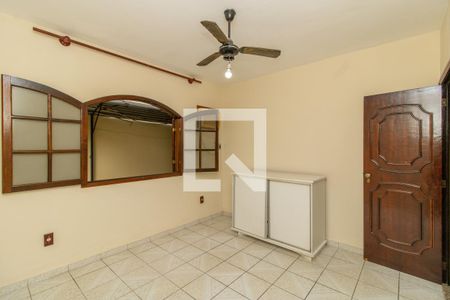 Casa à venda com 112m², 2 quartos e 3 vagasQuarto 2