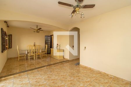 Sala de casa à venda com 2 quartos, 112m² em Olaria, Rio de Janeiro