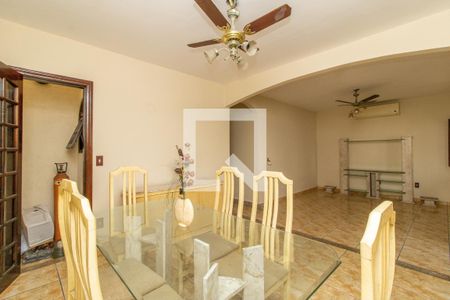 Sala de casa à venda com 2 quartos, 112m² em Olaria, Rio de Janeiro