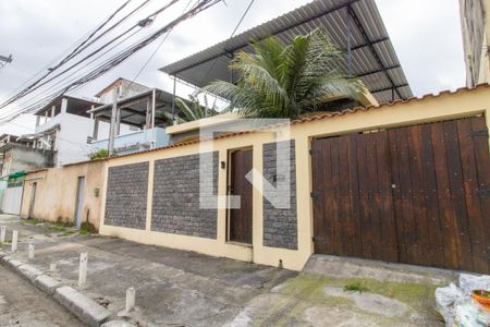 Casa à venda com 112m², 2 quartos e 3 vagasFachada
