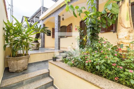 Casa à venda com 112m², 2 quartos e 3 vagasEntrada da Casa