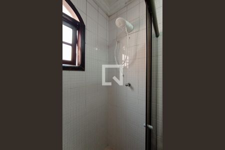 Casa para alugar com 375m², 4 quartos e 6 vagasBanheiro 2