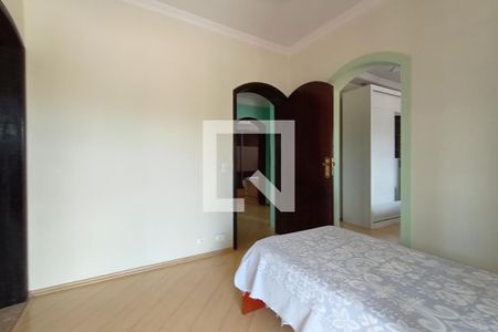 Casa para alugar com 375m², 4 quartos e 6 vagasQuarto 4 - Suíte