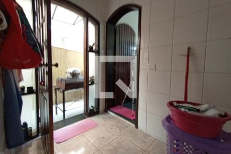 Casa para alugar com 375m², 4 quartos e 6 vagasÁrea de Serviço