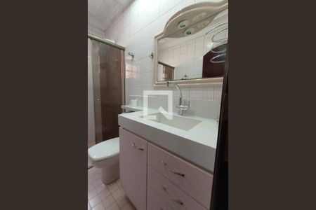 Casa para alugar com 375m², 4 quartos e 6 vagasBanheiro 2