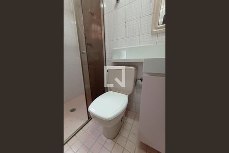 Casa para alugar com 375m², 4 quartos e 6 vagasBanheiro 2