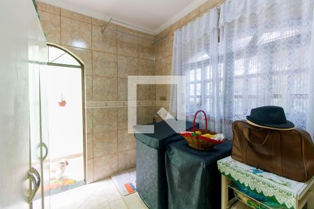 Casa à venda com 195m², 3 quartos e 2 vagasLavanderia