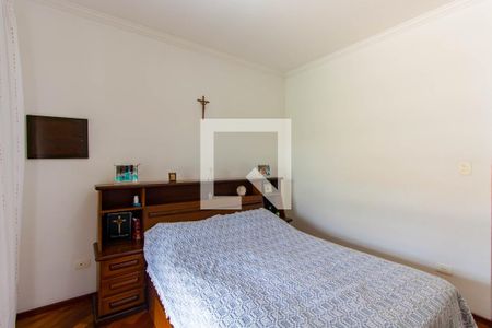 Suíte de casa à venda com 3 quartos, 195m² em Vila Margarida, São Paulo