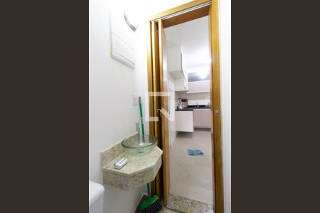 Lavabo de casa de condomínio à venda com 2 quartos, 82m² em Vila Nilo, São Paulo