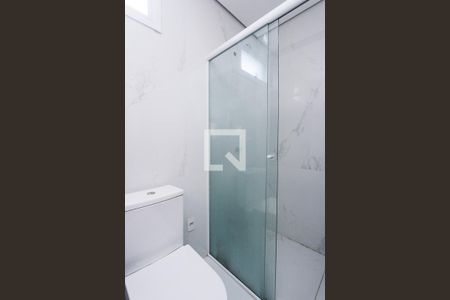 Casa à venda com 200m², 4 quartos e 2 vagas Casa à venda com 200m², 4 quartos e 2 vagasBanheiro 1 - casa 1