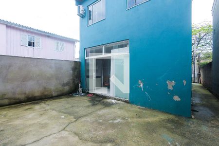 Casa à venda com 200m², 4 quartos e 2 vagas Casa à venda com 200m², 4 quartos e 2 vagaspatio