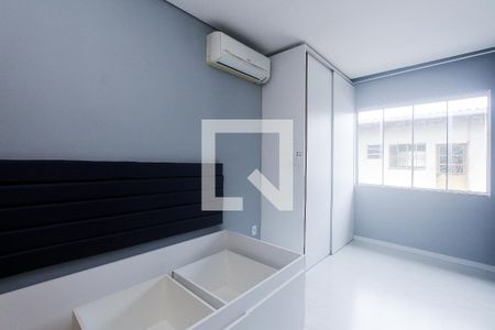 Casa à venda com 200m², 4 quartos e 2 vagas Casa à venda com 200m², 4 quartos e 2 vagasQuarto 1 - casa 1