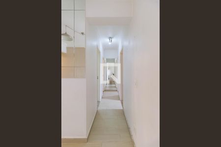 Corredor de apartamento para alugar com 3 quartos, 70m² em Butantã, São Paulo