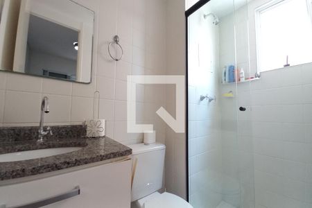 Apartamento à venda com 62m², 3 quartos e 1 vaga Apartamento à venda com 62m², 3 quartos e 1 vagaBanheiro da Suíte