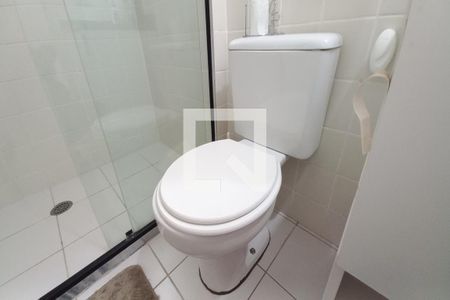 Apartamento à venda com 62m², 3 quartos e 1 vaga Apartamento à venda com 62m², 3 quartos e 1 vagaDetalhe do banheiro