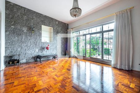 Sala 1 de casa para alugar com 3 quartos, 260m² em Jardim das Bandeiras, São Paulo
