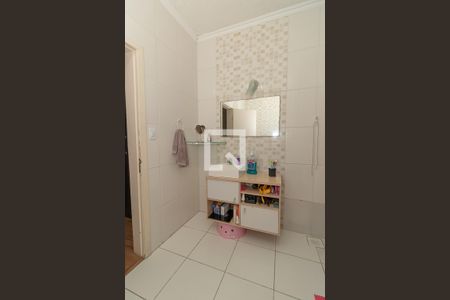 Banheiro da Suíte de casa à venda com 2 quartos, 150m² em Sarandi, Porto Alegre