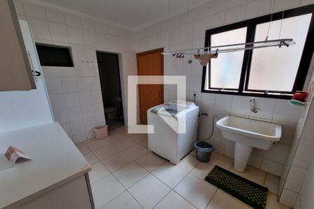 Apartamento para alugar com 140m², 4 quartos e 2 vagas Apartamento para alugar com 140m², 4 quartos e 2 vagasÁrea de Serviços
