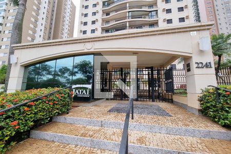 Apartamento para alugar com 140m², 4 quartos e 2 vagas Apartamento para alugar com 140m², 4 quartos e 2 vagasFachada da Portaria