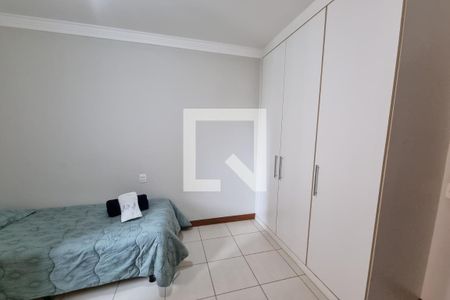 Apartamento para alugar com 140m², 4 quartos e 2 vagas Apartamento para alugar com 140m², 4 quartos e 2 vagasDormitório 03