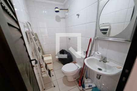 Apartamento para alugar com 140m², 4 quartos e 2 vagas Apartamento para alugar com 140m², 4 quartos e 2 vagasBanheiro de Serviços