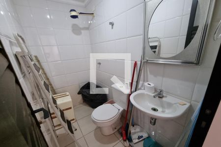Apartamento para alugar com 140m², 4 quartos e 2 vagas Apartamento para alugar com 140m², 4 quartos e 2 vagasBanheiro de Serviços