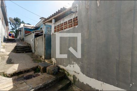 Casa à venda com 40m², 1 quarto e sem vaga Casa à venda com 40m², 1 quarto e sem vagaFrente