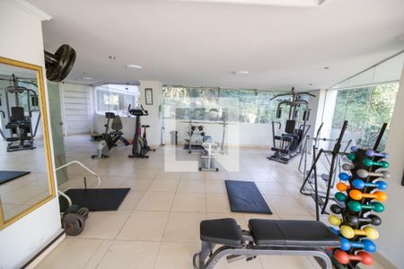 Apartamento à venda com 150m², 2 quartos e 1 vaga Apartamento à venda com 150m², 2 quartos e 1 vagaAcademia