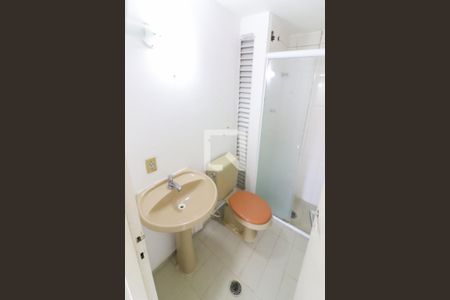 Apartamento à venda com 150m², 2 quartos e 1 vaga Apartamento à venda com 150m², 2 quartos e 1 vagaBanheiro