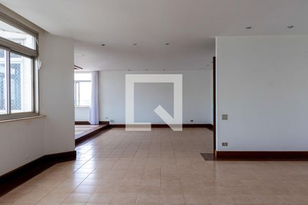 Sala de apartamento para alugar com 3 quartos, 320m² em Osvaldo Rezende, Uberlândia