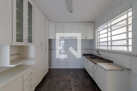 Cozinha de casa para alugar com 3 quartos, 228m² em Bosque da Saúde, São Paulo