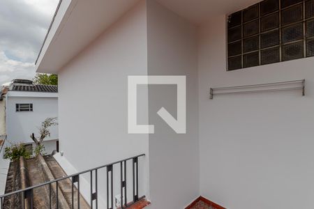 Casa para alugar com 228m², 3 quartos e 3 vagas Casa para alugar com 228m², 3 quartos e 3 vagasSacada do Banheiro