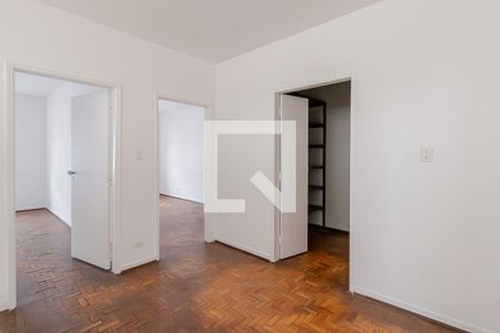 Casa para alugar com 228m², 3 quartos e 3 vagas Casa para alugar com 228m², 3 quartos e 3 vagasCorredor dos Quartos
