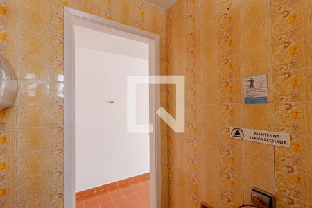Casa para alugar com 228m², 3 quartos e 3 vagas Casa para alugar com 228m², 3 quartos e 3 vagasBanheiro do Salão
