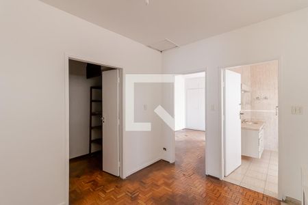 Casa para alugar com 228m², 3 quartos e 3 vagas Casa para alugar com 228m², 3 quartos e 3 vagasCorredor dos Quartos