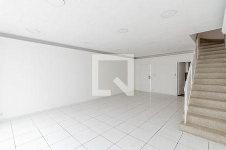 Sala de casa para alugar com 3 quartos, 228m² em Bosque da Saúde, São Paulo