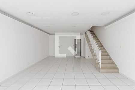 Sala de casa para alugar com 3 quartos, 228m² em Bosque da Saúde, São Paulo