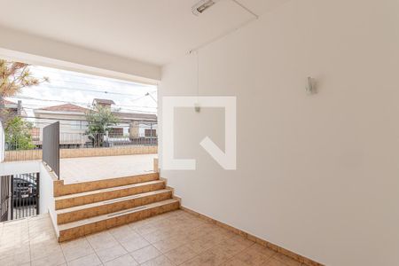 Casa para alugar com 228m², 3 quartos e 3 vagas Casa para alugar com 228m², 3 quartos e 3 vagasEntrada